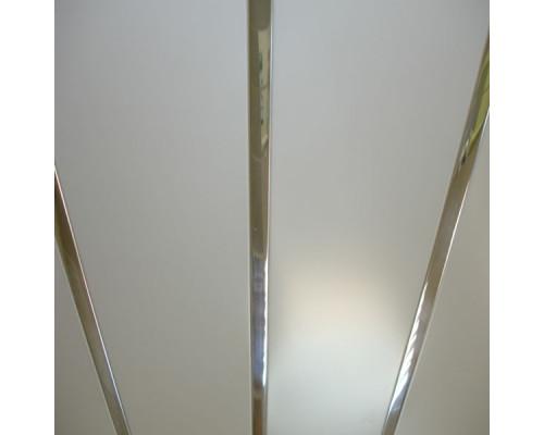 Комплект реечного потолка для ванной 'Албес' 1,7х1,5м AN85A цв. белый с раскладкой цв. супер-хром люкс
